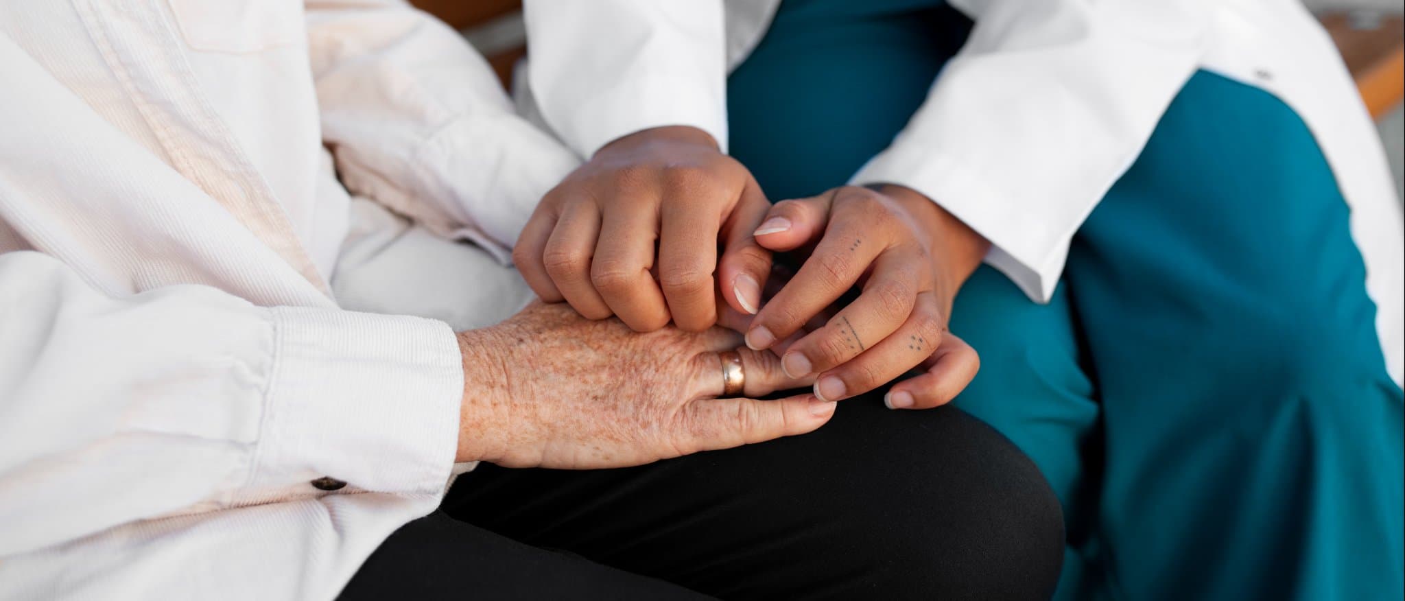 عيادة الأمل تفتح أبوابها للمرضى - 1